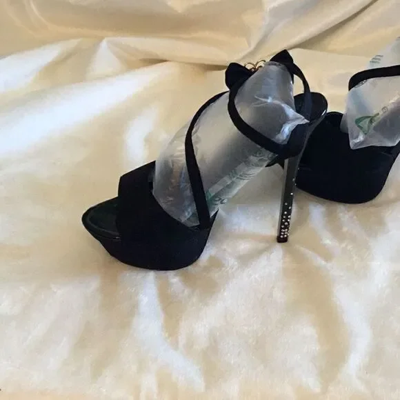 BLACK STILETTOS WITH JEWELED HEELS IN SIZE 39 - Picture 7 of 14